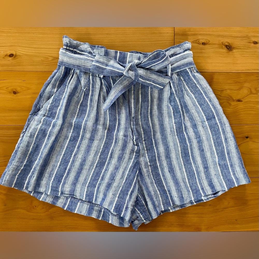 H&M Women’s Blue & White Striped Tie-Waist High-Rise Women’s Linen Shorts